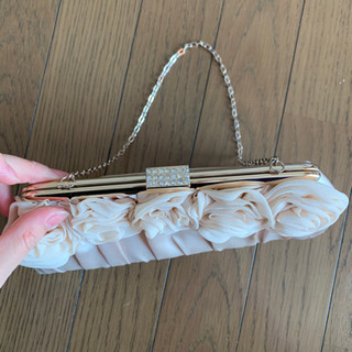 【anysis】パーティバッグ ベージュの画像