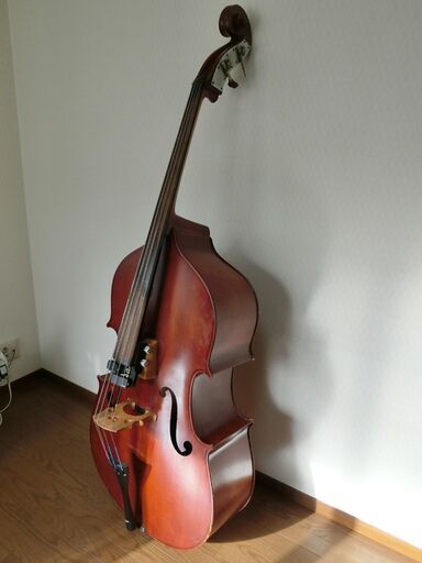 コントラバス（オリエンテ社製）