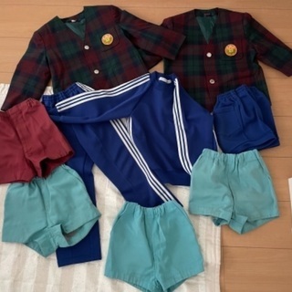 大野文化幼稚園　制服　青ジャージ