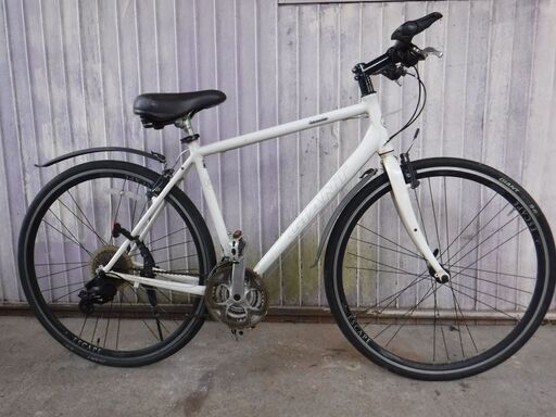 GIANTのクロスバイク エスケープR3.1　中古自転車 305