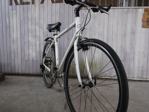 GIANTのクロスバイク エスケープR3.1　中古自転車 305