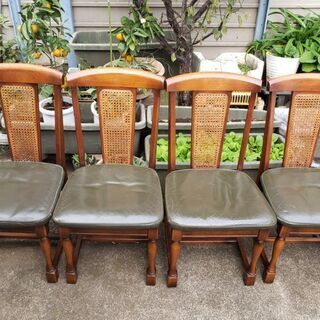 ダイニングチェア4脚セットの画像