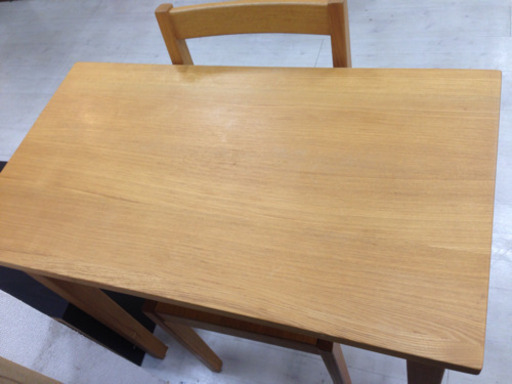 取りに来れる方限定！無印良品のデスク&チェアです！