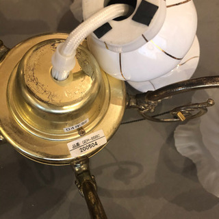 シャンデリア　照明　天井の画像