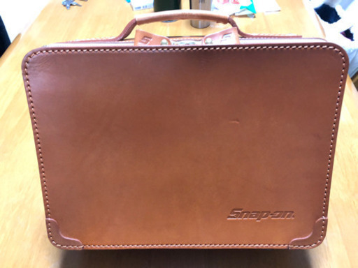 スナップオン　本革　ツールバッグ