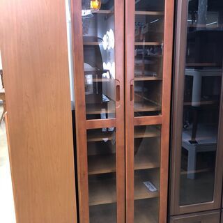 未使用　大川家具　書棚　2面扉