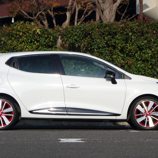 Renault LUTECIA INTENS H25年式 ワンオーナー・ディーラー整備車・記録簿あり・禁煙・一時抹消の画像