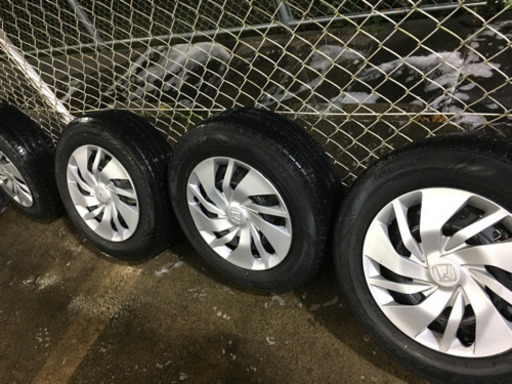 タイヤSale8000円でノーマルフィットタイヤスチールホイールセット