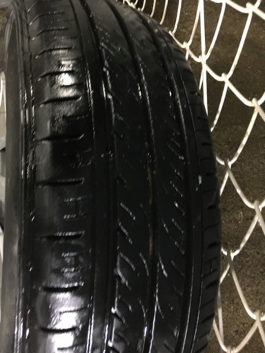 タイヤSale8000円でノーマルフィットタイヤスチールホイールセット