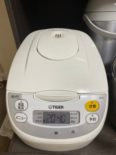タイガー 5.5合炊き炊飯器