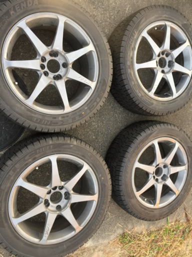 17インチスタッドレス付きホイール4本！