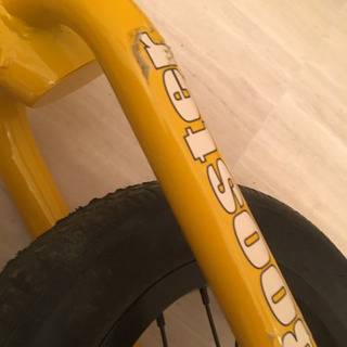 子供用の自転車の画像