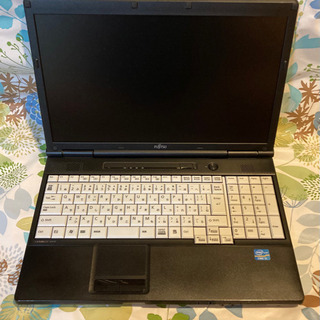 ♪超薄型光るキーボード♪i5搭載ノート♪R631/28E