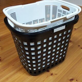 【お譲り先決定】ランドリーバスケット 2種の画像