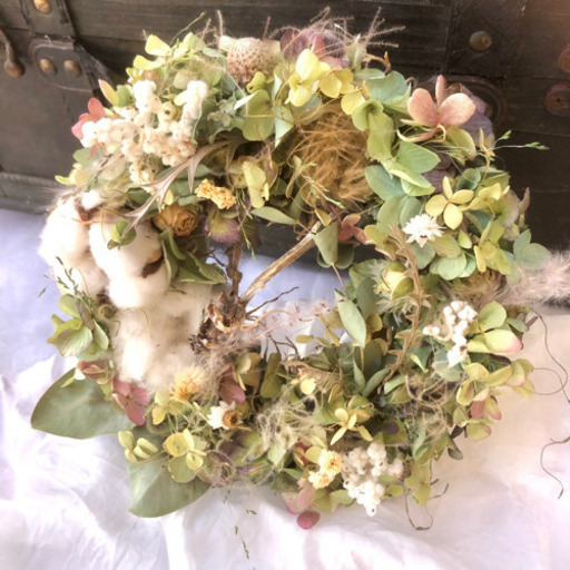 受注制作　鳥達の戯れる紫陽花リース