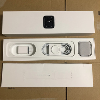 【未使用。最終値下げ】Apple Watch Series 5(GPSモデル 44mm)の画像