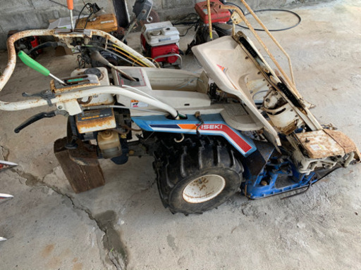 イセキ2条刈りコンバイン