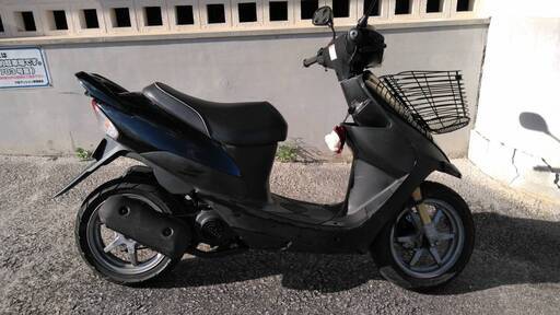 スズキZZ 　原付　インチアップ　　　⁂　値下げ　４、５万円　⁂早い方優先です