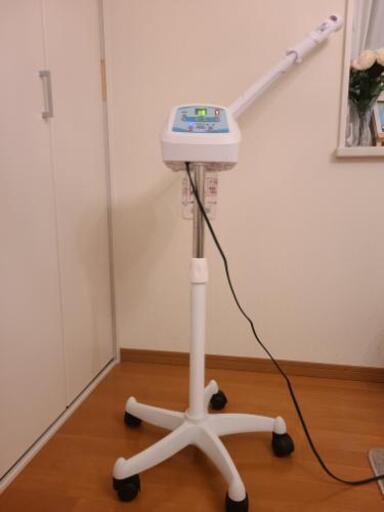 お取引者様決定致しました。【美品✧︎3回のみ使用】エステベッド、フェイシャルスチーマー、タオルウォーマー 3点セット