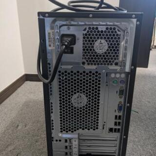 富士通Primergy TX100 S1 サーバの画像