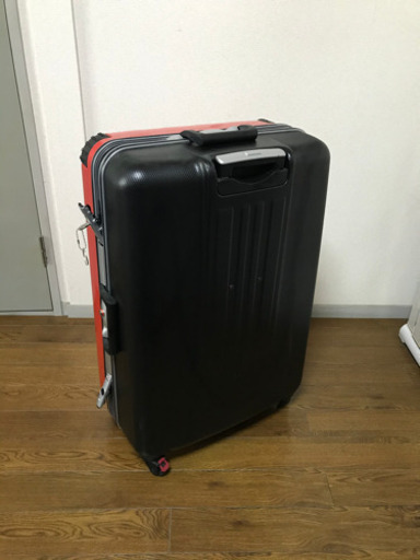 旅行キャリーケース