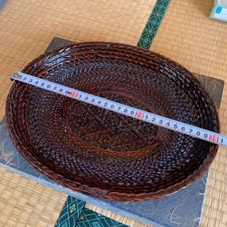 漆器の鉢の画像
