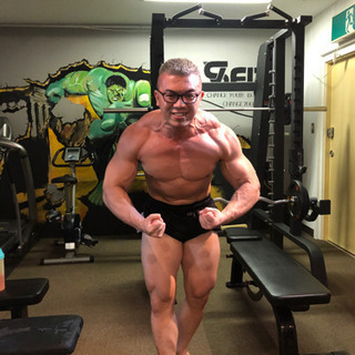 大阪市浪速区パーソナルトレーナーの画像