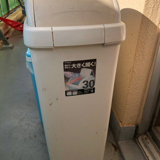 無料　ゴミ箱の画像