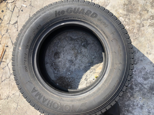 1.5から2トントラック用タイヤー六本
