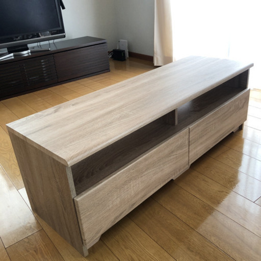 テレビボード