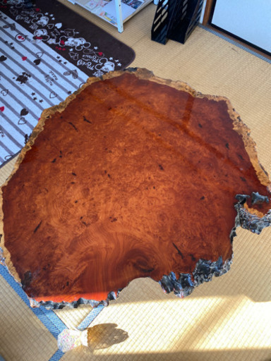 かりん製の一枚板輪切りテーブル