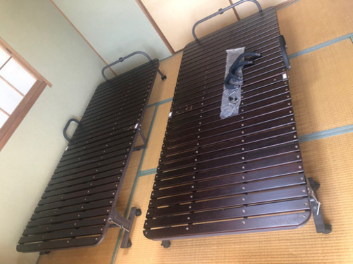 折り畳みベッド2台で7000円