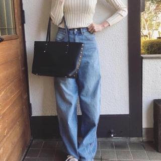 fifth フィットニットVネックトップス/リブニット ベージュの画像