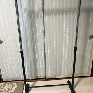 ハンガーラック