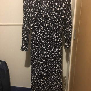 GU花柄ワンピース