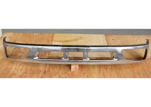 日野４ｔ標準幅.メッキフロントバンパー