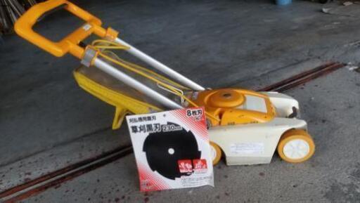値下げしました！RYOBI芝刈機✨