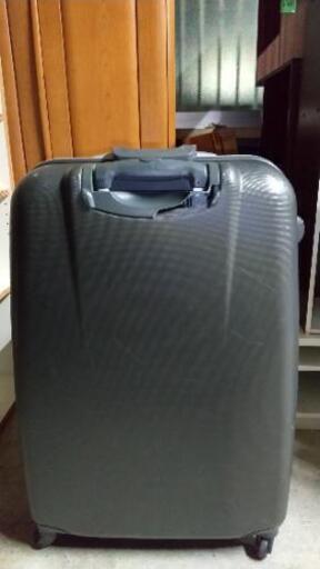 【中古品】大型キャリーケース