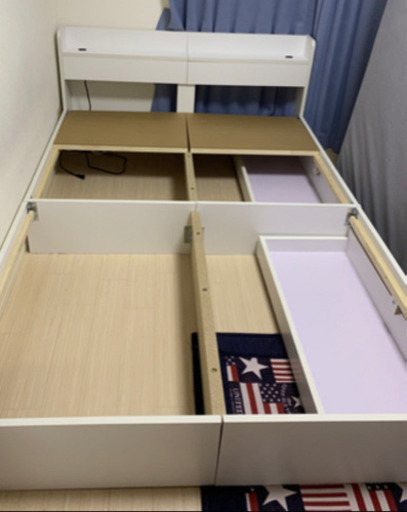 12月4日　値下げしました！　新古品　ベッドフレームのみ　ダブルベッド