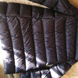 MONCLER(モンクレール)ライトダウンの画像