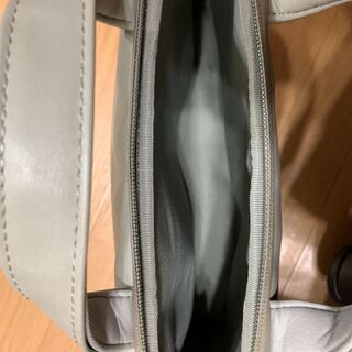 エレコム 別持ちバッグ BETSUMO ソフトレザー　13.3インチ　ユーズドの画像