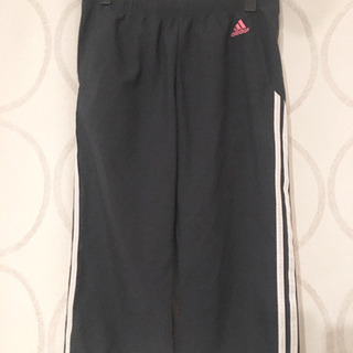 adidas アディダス　レディース　スポーツ　ハーフパンツ