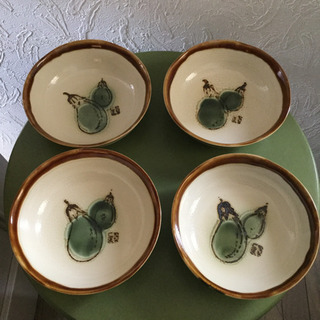 中深鉢☆おさら☆お皿☆テーブルウェア☆新品未使用☆食器☆茄子柄☆...