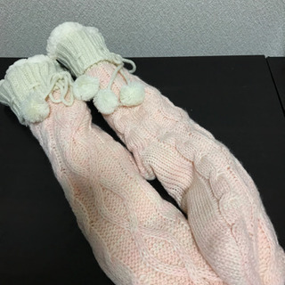 新品未使用　ピンク　レディース　ニット靴下 の画像