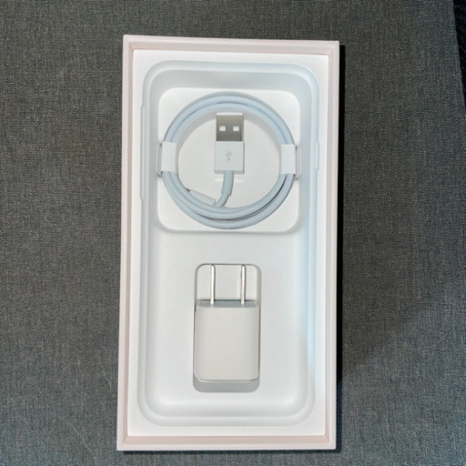 美品　iPhone 8 Gold 256 GB SIMフリー　おまけ付き