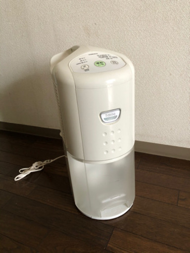 CORONA社製除湿機