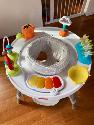 SKIP HOP 3ステージ　アクティビィティーセンター