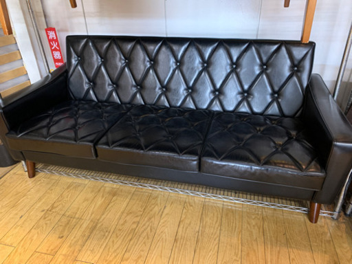 ⭐3/15 値下げ!⭐ 極美品★定価12万円 カリモク60 3シーターソファ ロビーチェア karimoku 黒 スタンダードブラック ミッドセンチュリー
