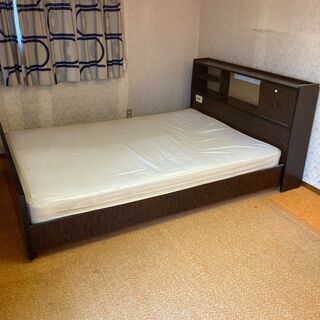 【売約済み】☆無料☆取来人のみ☆レトロなベッド☆