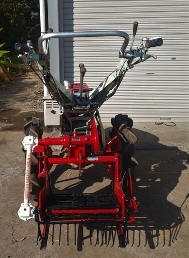 鹿児島発　ヤンマー　6.5馬力　ディーゼル耕うん機YC650　ニプロ堀取機VP-501C　セル始動